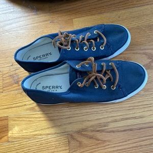 Sperry Top-Siders size 8